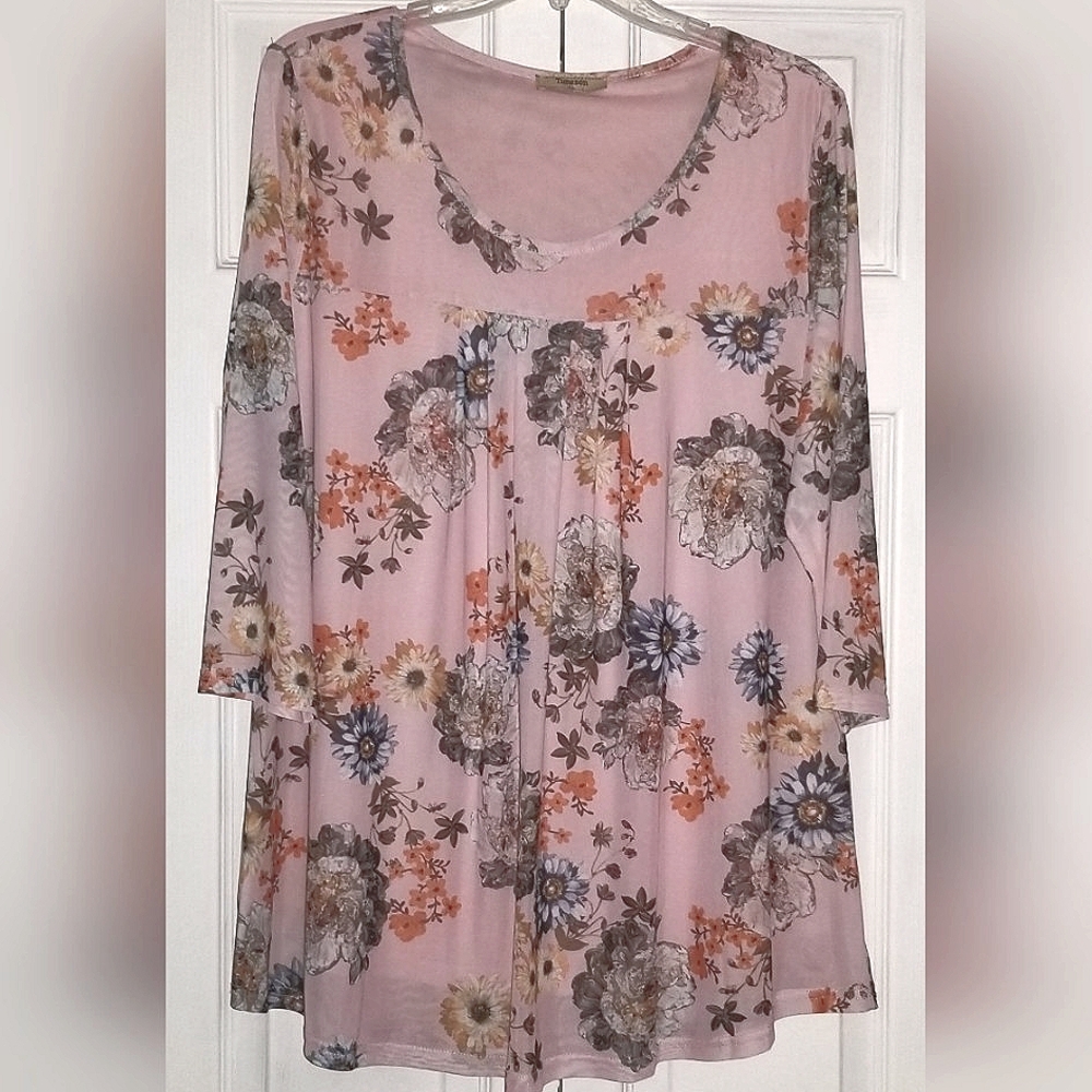 🌴 2/$30 - Timeson 3/4 Sleeve Pale Peach Floral Women's Top/Blouse - XL